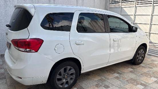 CHEVROLET SPIN 1.8 LT 8V FLEX 4P MANUAL